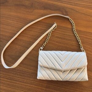 Quince Italian Leather Quilted Wallet Crossbody